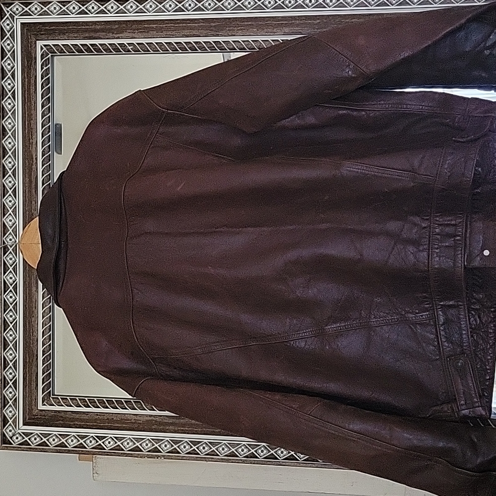 leather jacket - Picture 4 of 4